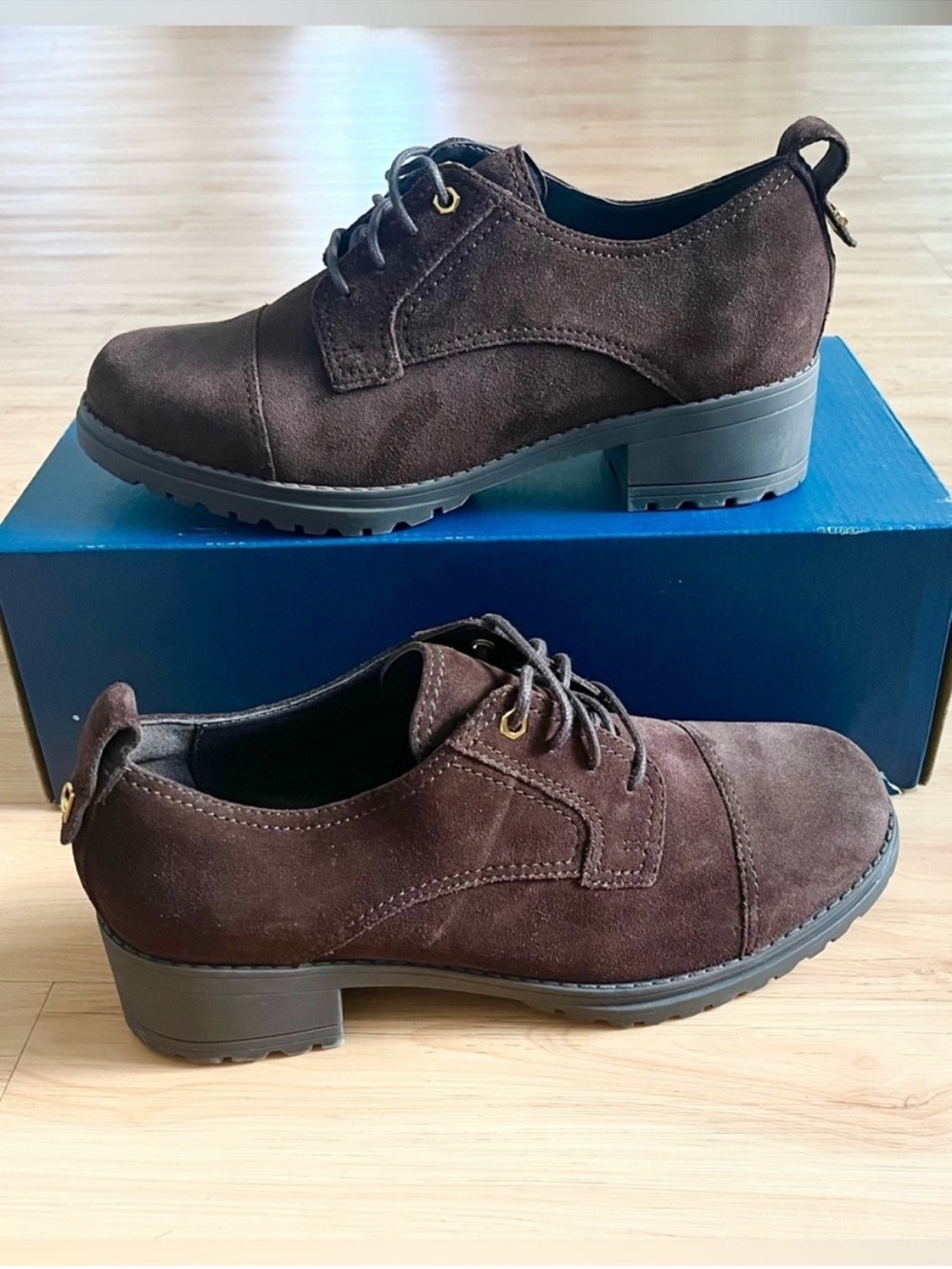 Cole Haan Women's Camea
Heritage Oxford, Dark Chocolate Suede, 9.5 Medium